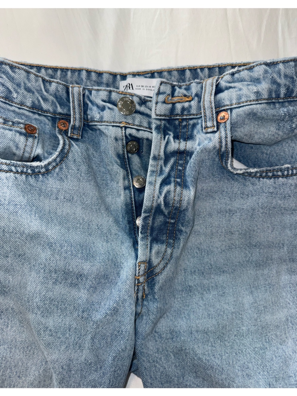 Zara High Waisted Straight-Leg Women's Jeans - Picture 3 of 6